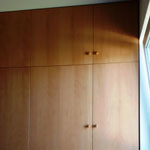 Schrank Bild 2